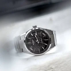 Casio Edifice EFK-110D-1AER rannekello