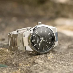 Casio Edifice EFK-110D-1AER rannekello