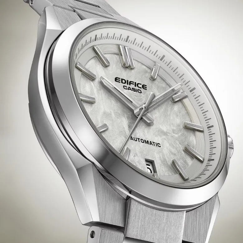 Casio Edifice EFK-100D-7AER rannekello
