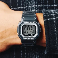 Casio G-Shock DW-5600RGM-1ER rannekello