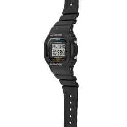 Casio G-Shock DW-5600UE-1ER rannekello