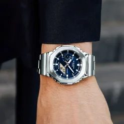 Casio G-Shock GM-2110D-2BER rannekello
