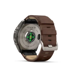 Garmin Fenix 9 Pro inReach AMOLED, 51mm, harmaa titaani ja pähkinänruskea nahkaranneke, älykello 010-04337-41
