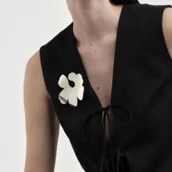 Kalevala x Marimekko Unikko rintakoru, hopea
