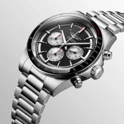 Longines Conquest Chronograph rannekello L38354526