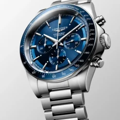Longines Conquest Chronograph rannekello L38354926