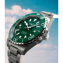 Longines HydroConquest, 42mm, rannekello, L37884066