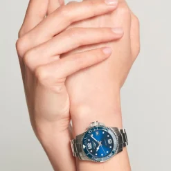 Longines HydroConquest, 32mm, rannekello, L33704966
