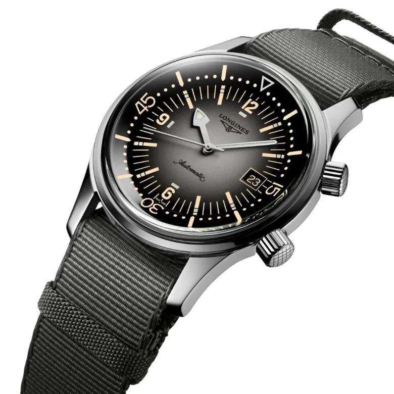 Longines Legend Diver L37744702 rannekello