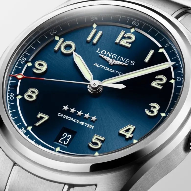 Longines Spirit rannekello L34104936