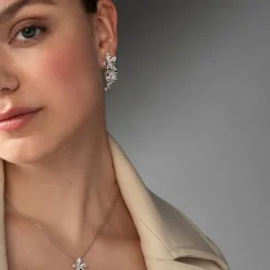 Lumoava Liza korvakorut, hopeaa