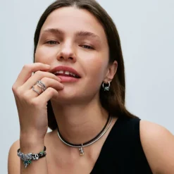 Pandora Moments Climbing Frog hela, hopea, 793342C01