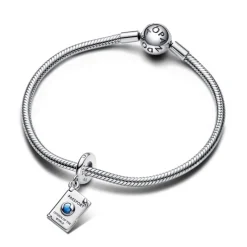 Pandora Moments Openable Passport hela, hopea, 792680C01