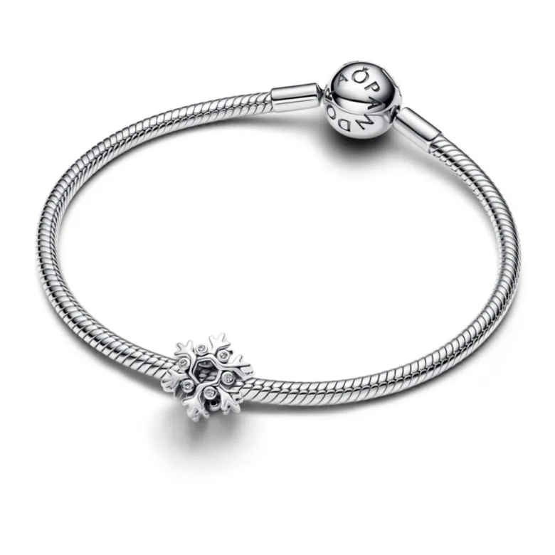 Pandora Moments Snowflake hela, hopea, 794249C01