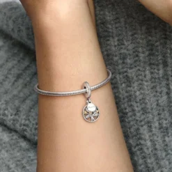 Pandora Moments Sparkling Family Tree Dangle hela, hopea ja keltakullattu, 791728CZ