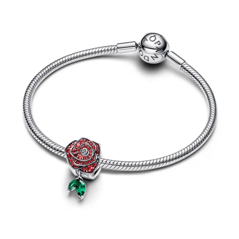 Pandora Moments Sparkling Rose in Bloom hela, hopea, 793201C02