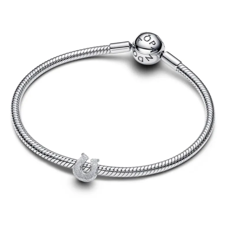 Pandora Moments Textured Horseshoe mini hela, hopea, 794056C00