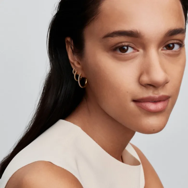 Pandora Timeless Sparkling Mini Hoop rengaskorvakorut, keltakullattu, 264649C01