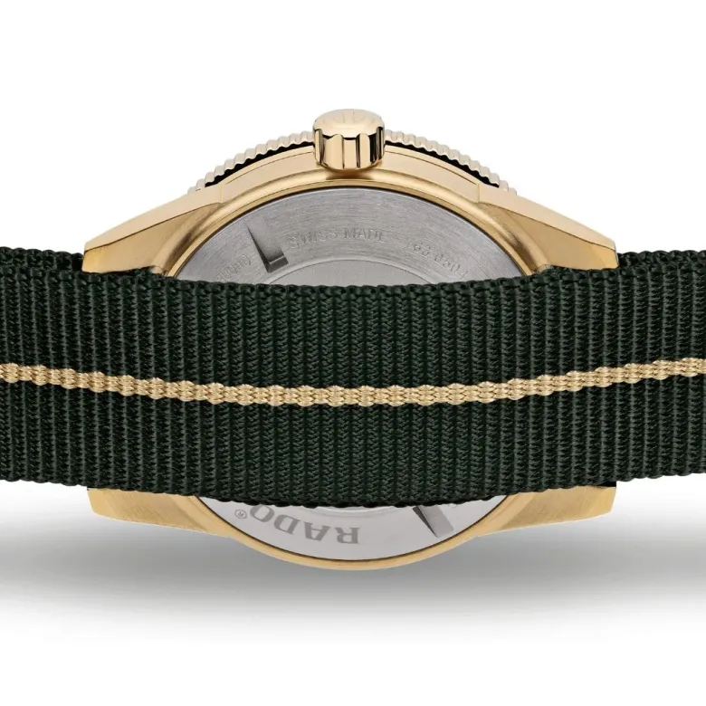 Rado Captain Cook Automatic Bronze R32504317, rannekello