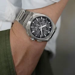 Seiko Astron GPS Solar Dual-Time Chronograph rannekello, SSH163J1